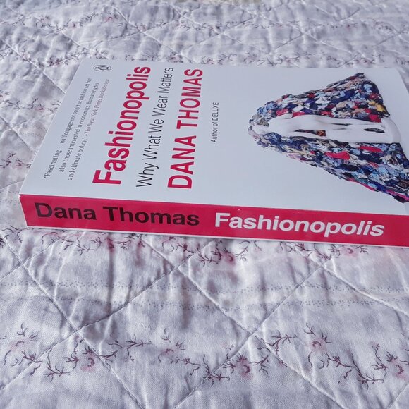 Fashionopolis: The Price of Fast Fashion and the Future of Clothes - Picture 4 of 4